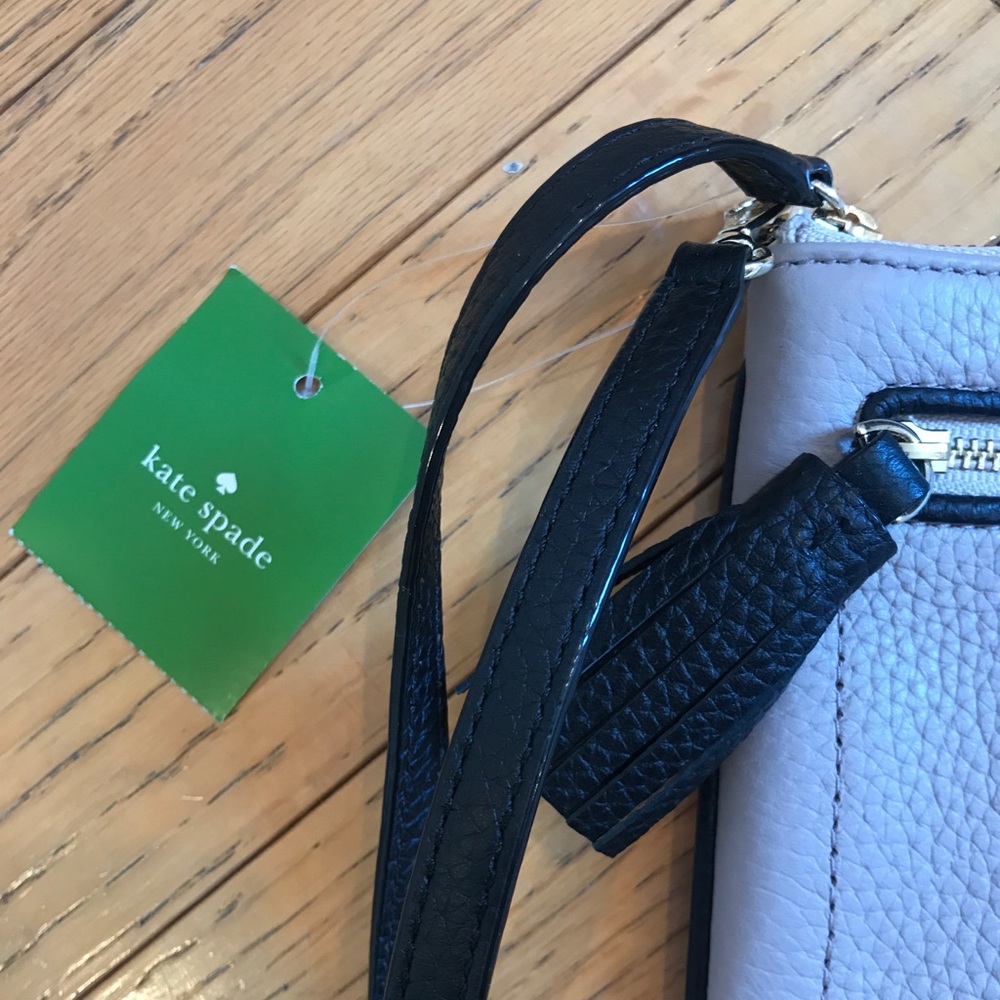 Designer Wallets - Picture 2 of 4